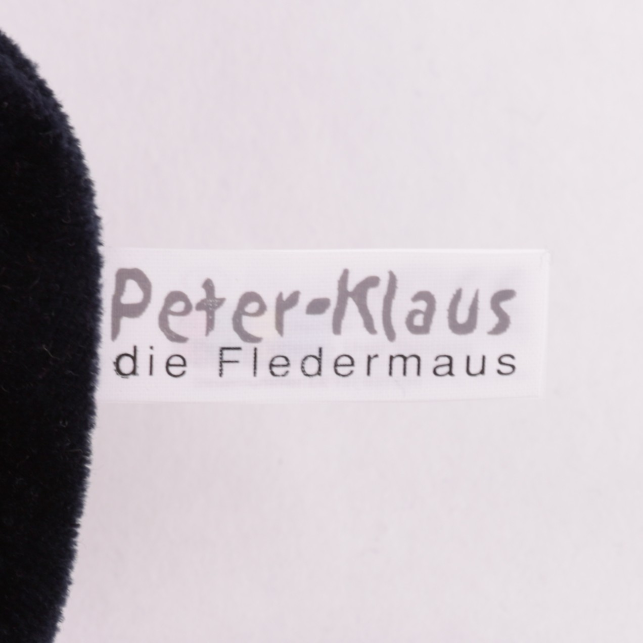 Fledermaus Jungtier
